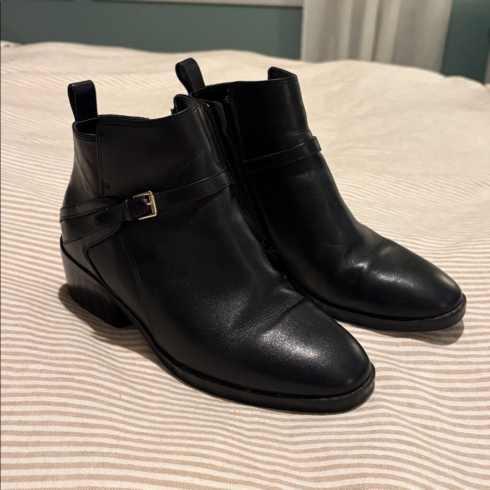 Cole Haan Leather Side Zip Moto Black Ankle Booties Size 7
